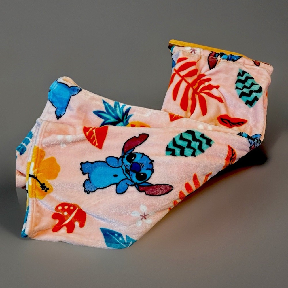 Disney Lilo & Stitch Silk Touch Throw Blanket 50x70 Floral, PIneapple, Hibiscus‎
